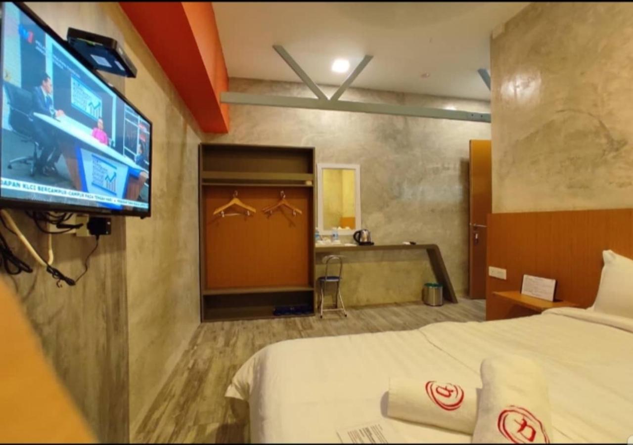 Rick Resort Teluk Intan Exterior foto