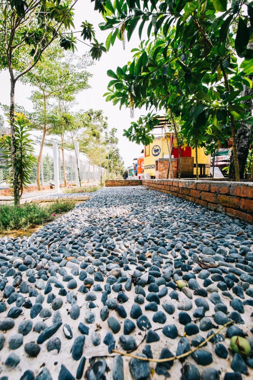 Rick Resort Teluk Intan Exterior foto